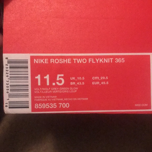 Brand new Nike Roshe run - Picture 3 of 4